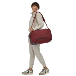 Patagonia BLACK HOLE MINI MLC 26L SEQUOIA RED -Tente Camp Nature Magasin 02d027fbdc1fa091f12926e94ba1