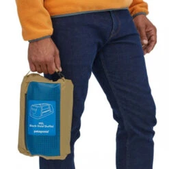 Patagonia BLACK HOLE DUFFEL 40L ANACAPA BLUE -Tente Camp Nature Magasin 0bec568b154250ecb8336c13de1c