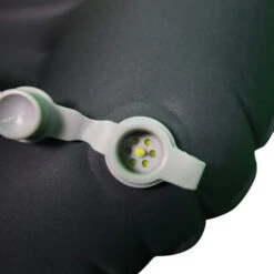 OREILLER GONFLABLE COMPACT -Tente Camp Nature Magasin 2db9469e824dd0b9dd39848ed9eb