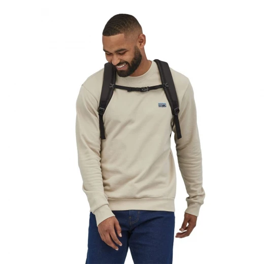 Patagonia REFUGIO DAY PACK 26L BLACK 4 Patagonia REFUGIO DAY PACK 26L BLACK – Image 4