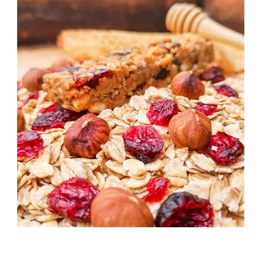 BARRE CEREALES BIO CRANBERRIES NOISETTES 1 BARRE CEREALES BIO CRANBERRIES NOISETTES